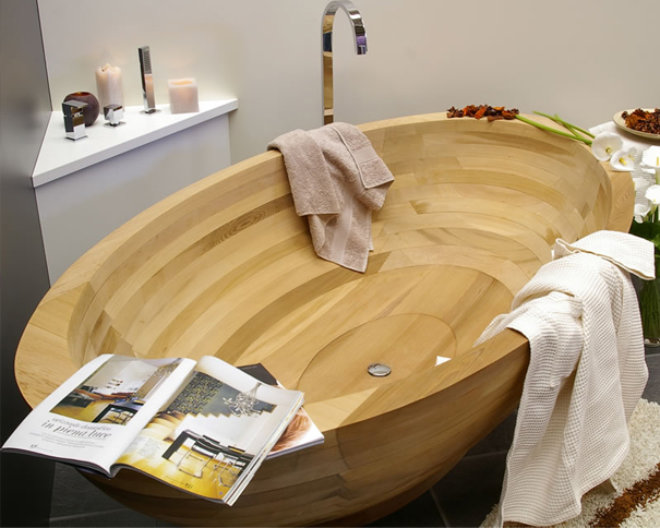 E-Legno’s Wooden Bathtub