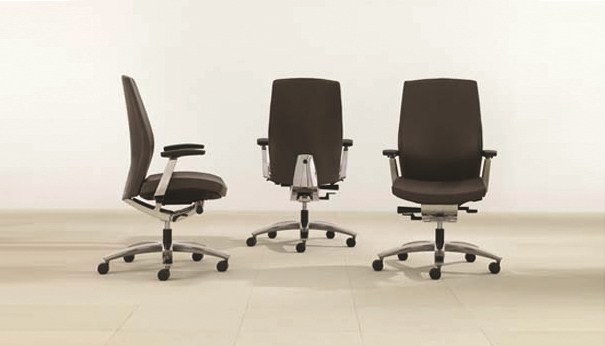 at-iidex09- marini-task-chair-by-teknion-large3