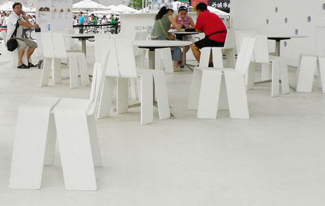 You Say World Expo 2010, KiBiSi Says Shanghay Chairs