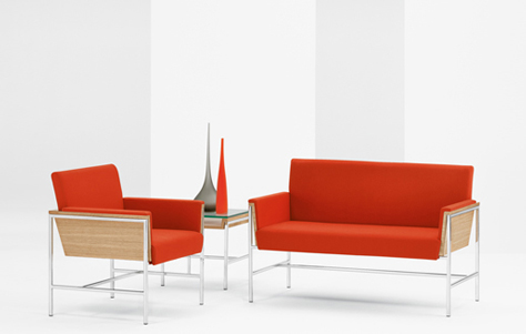 Aloft bench. Designed by Qdesign. Manufactured by Arcadia.