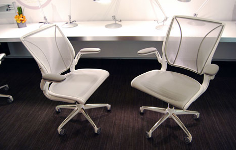 Diffrient World Chair. Designed by Niels Diffrient. Manufactured by Humanscale.