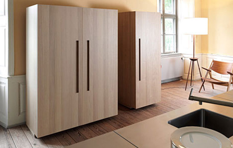 b2 Kitchen Tool Cabinet. Manufactured by Bulthaup.