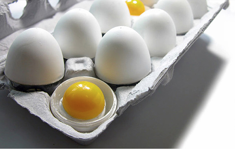 Smart Egg Lamp. Designed by Joonsoo Kim, Hyunwook Lee, and Jungyou Choi. Manufactured by Joon&Jung.