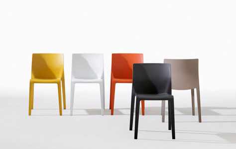 James Irvine’s Juno Chair for Arper Arper, Arper chair, chair, closed back, fluid lines, molded chair, multi-use chair, one shot molded chair, open back, optional armrests, plastic chair, stackable, task chair
