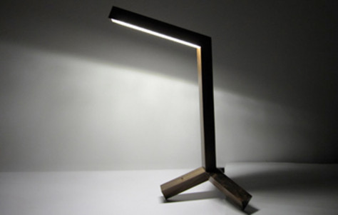 Image: Takeshi Iue’s Tripod Lamp Elevates the Triangle