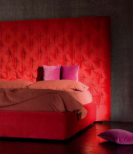 Image: Wing Headboard and Bed