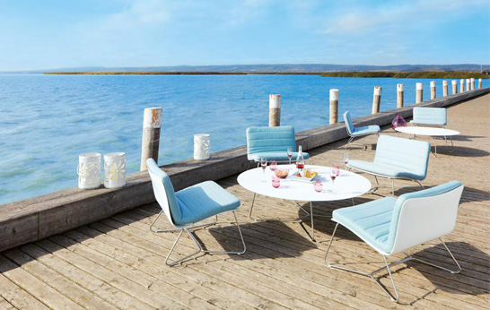 Viteo's SLIM Collection Lounge Chair Beckons Us to Summer