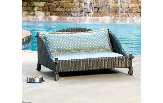 Top Ten, pet furniture, Large Woven Pet Bed, Veneman Furniture