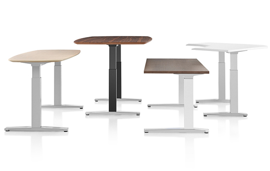 03_desks