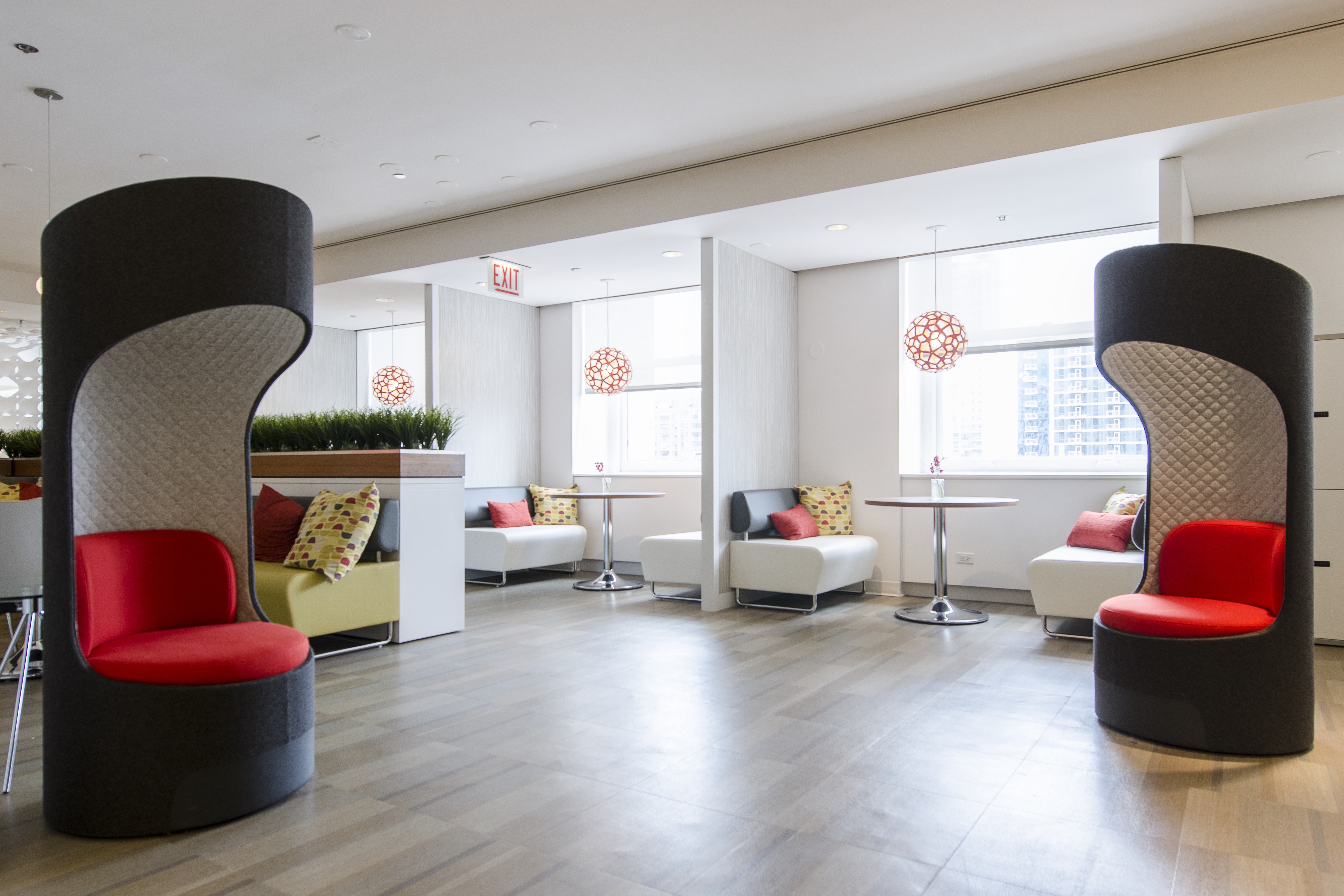 NeoCon2015_CZBooths_Evoke_Hub_Athens