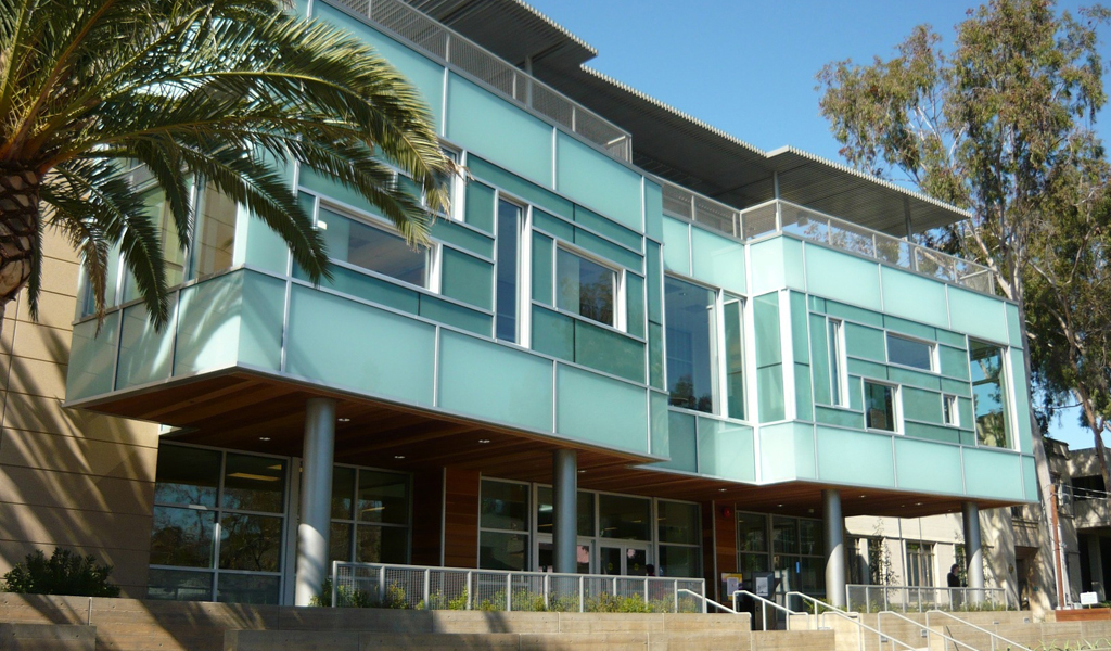 Panelite-ClearShade-Exterior-Facade-Curtain-Wall-Glazing-Hubbard-Library-William-McDonough-2