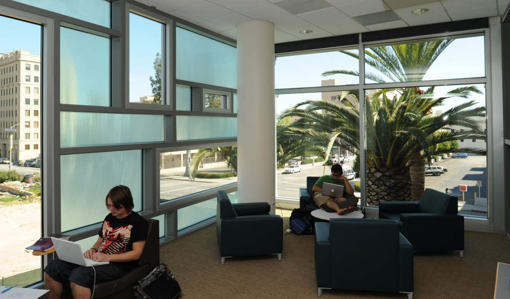 Panelite-ClearShade-Exterior-Facade-Curtain-Wall-Glazing-Hubbard-Library-William-McDonough-4