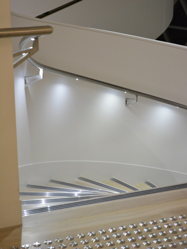 ledpod-sahmri-1-600x800