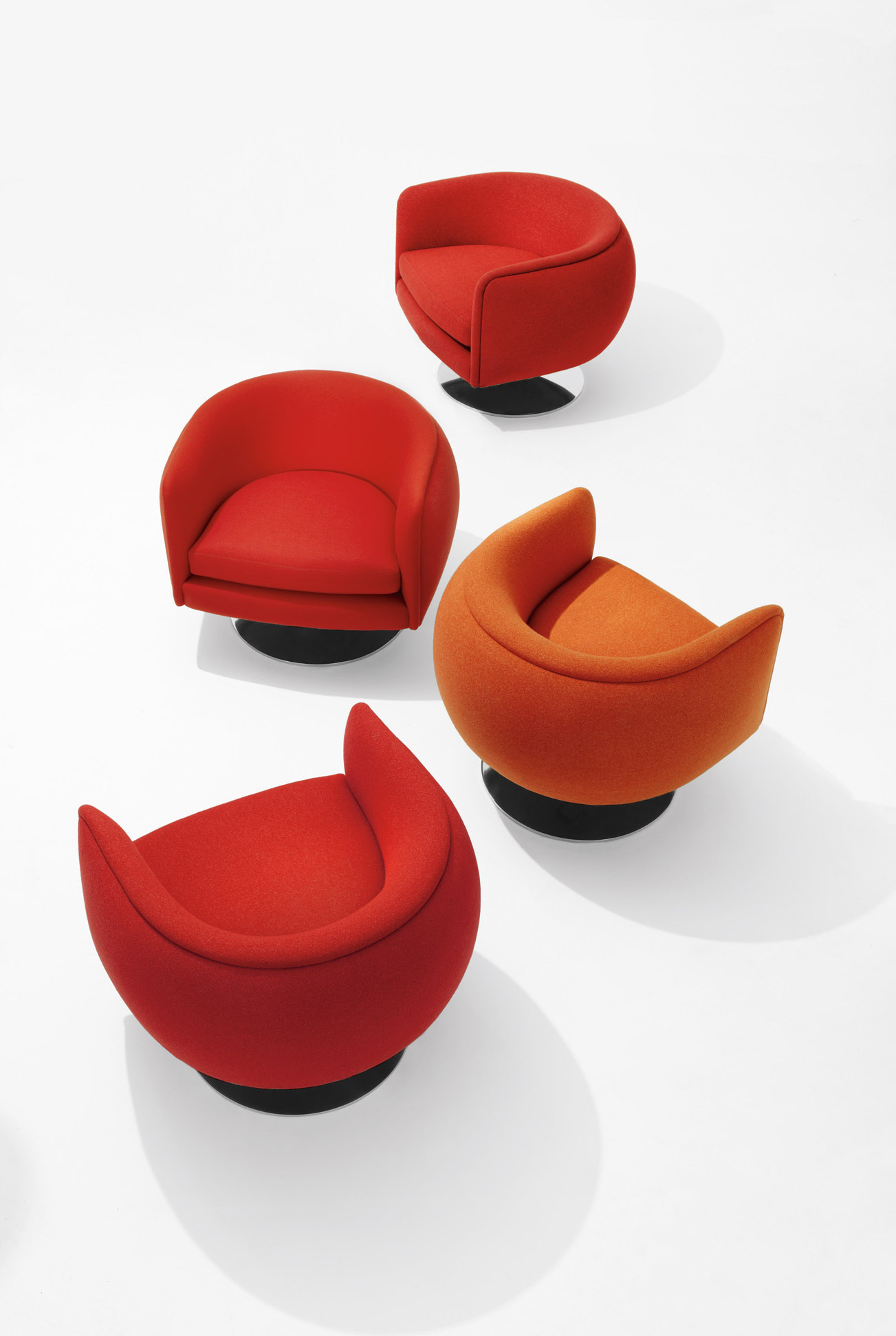 D'Urso Swivel Chair by Knoll