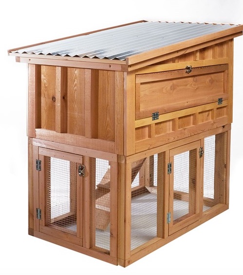 Red Cedar Chicken Coop by Bambeco