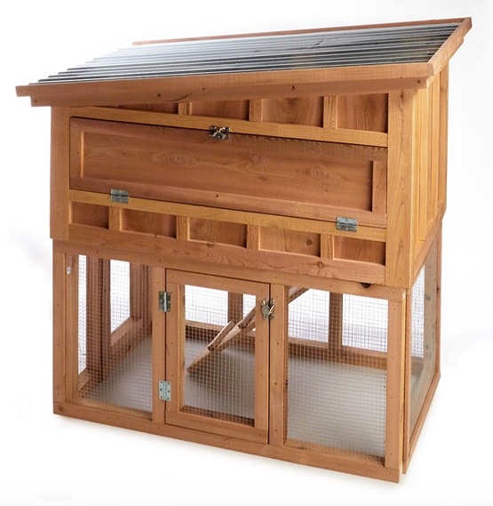 Red Cedar Chicken Coop by Bambeco