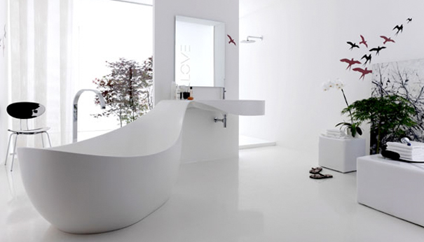 Novello’s Love Project: A Singular, Sinuously-shaped Bathroom Statement
