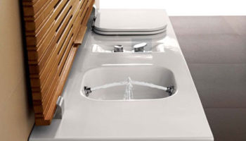 Hatria’s G-Full Bathroom Collection Helps Us All Get Small