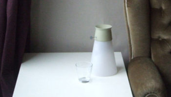 Powered by Wat(er): Manon LeBlanc's Very Green Ambient Lamp 