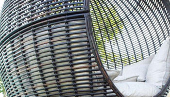 The Iglu "Apple" Daybed by Skyline Design