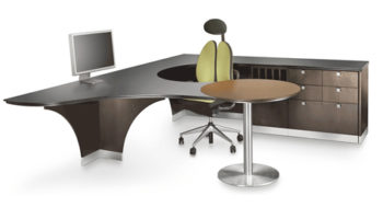 A Trio of Collaborative Diagonal Desk Designs by EDESK