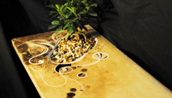 "Bon" Chance: Living Table by MDC Interiors