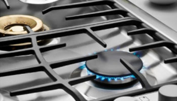Enthralling Heat: The New 36" Gas Cooktop by Fisher & Paykel
