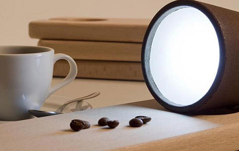 Wake Up and Smell the Coffee: Decafé Lamp by Raúl Laurí