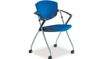 On the Move? Try Thonet's EasyGo Chair