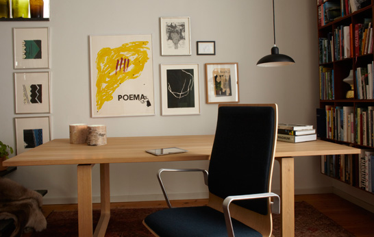 Everything Old is New Again: Oxford Chair by Arne Jacobsen for Fritz Hansen