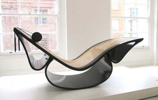 Oscar Niemeyer’s Classic Rio Chaise Longue Available at Espasso U.K.