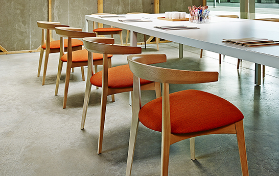 Andreu World, seating, tables, Quattro, Furniture, Salone del Mobile 2013, Salone Internazionale del Mobile 2013, Agora, New Carola, Manfred, Reverse,