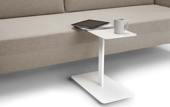Compact Contract: Serra by Viccarbe