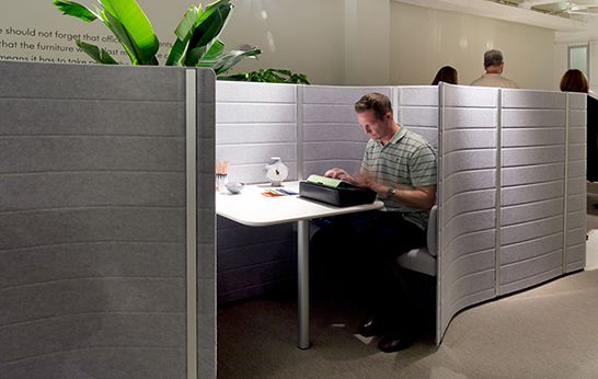 Vitra, Workbays, Physix chair, open plan office, modular office, Tyde tables, Ronan and Erwan Bouroullec, Alberto Meda,