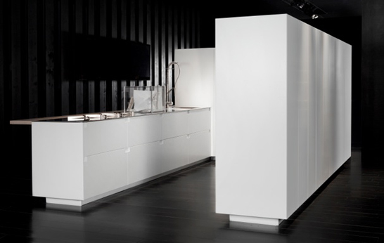 Wonderful White: E1 Kitchen by Effeti USA