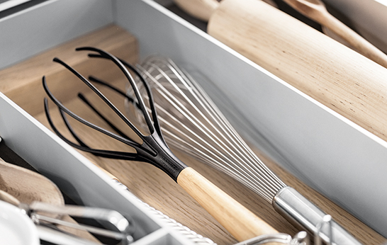 07_SieMatic_Drawers_and_Pull_outs_Interior_accessories_7757