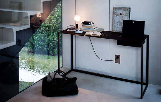 desk, writing desk, Calamo, Zanotta, leather, steel frame, Gabriele Rosa,