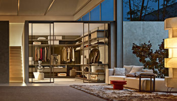 Gliss Walk-in Closet System by Molteni & C