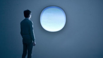 Healing Light: Healthcare Trend