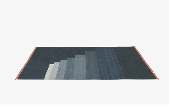 Another Rug by ATWTP for &tradition ANOTHER RUG by ATWTP for &Tradition_AP1_BLUE THUNDER_02