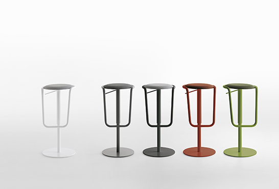 stool, seating, Otto, Crassevig, Italian design, Mario Ferrarini