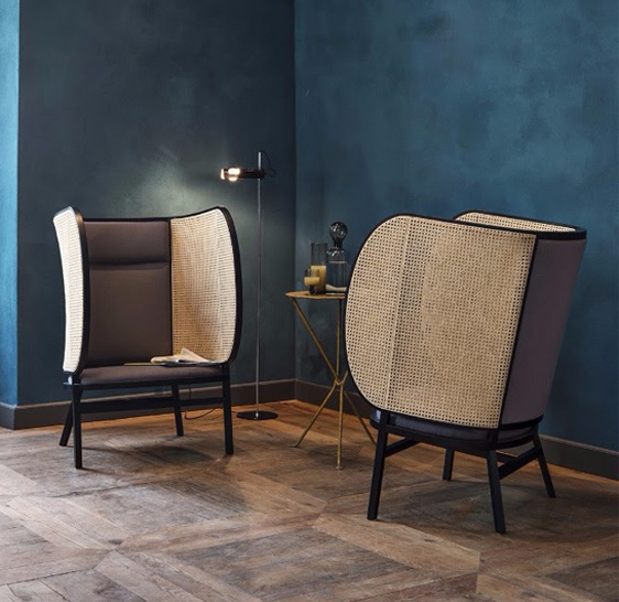 Front Create An Enveloping Lounge Chair For Gebrüder Thonet Front Create An Enveloping Lounge Chair For Gebrüder Thonet