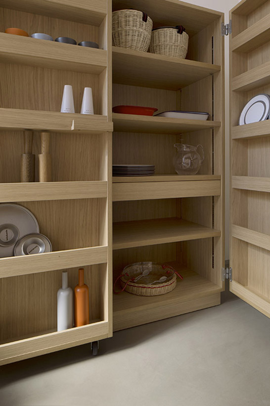 Studio Benedini Associati Create A Flexible Oak Kitchen Cabinet For KEY Cucine Studio Benedini Associati Create A Flexible Oak Kitchen Cabinet For KEY Cucine