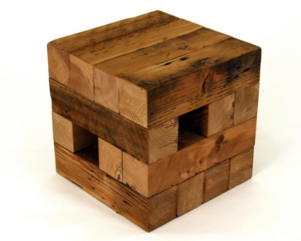Viesso’s Koper Reclaimed End Table Viesso’s Koper Reclaimed End Table