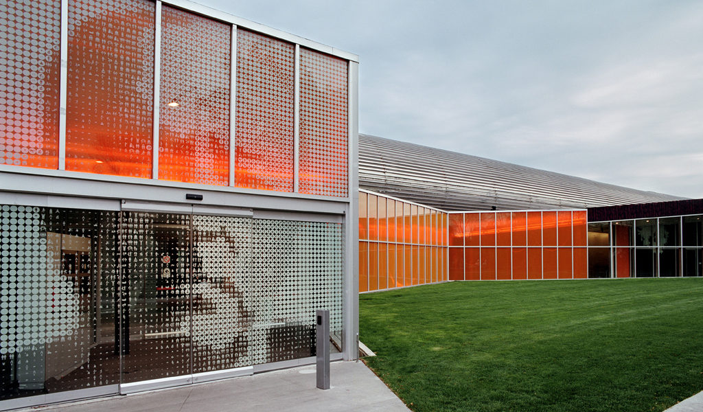 Panelite’s ClearShade IGU Exterior Glazing