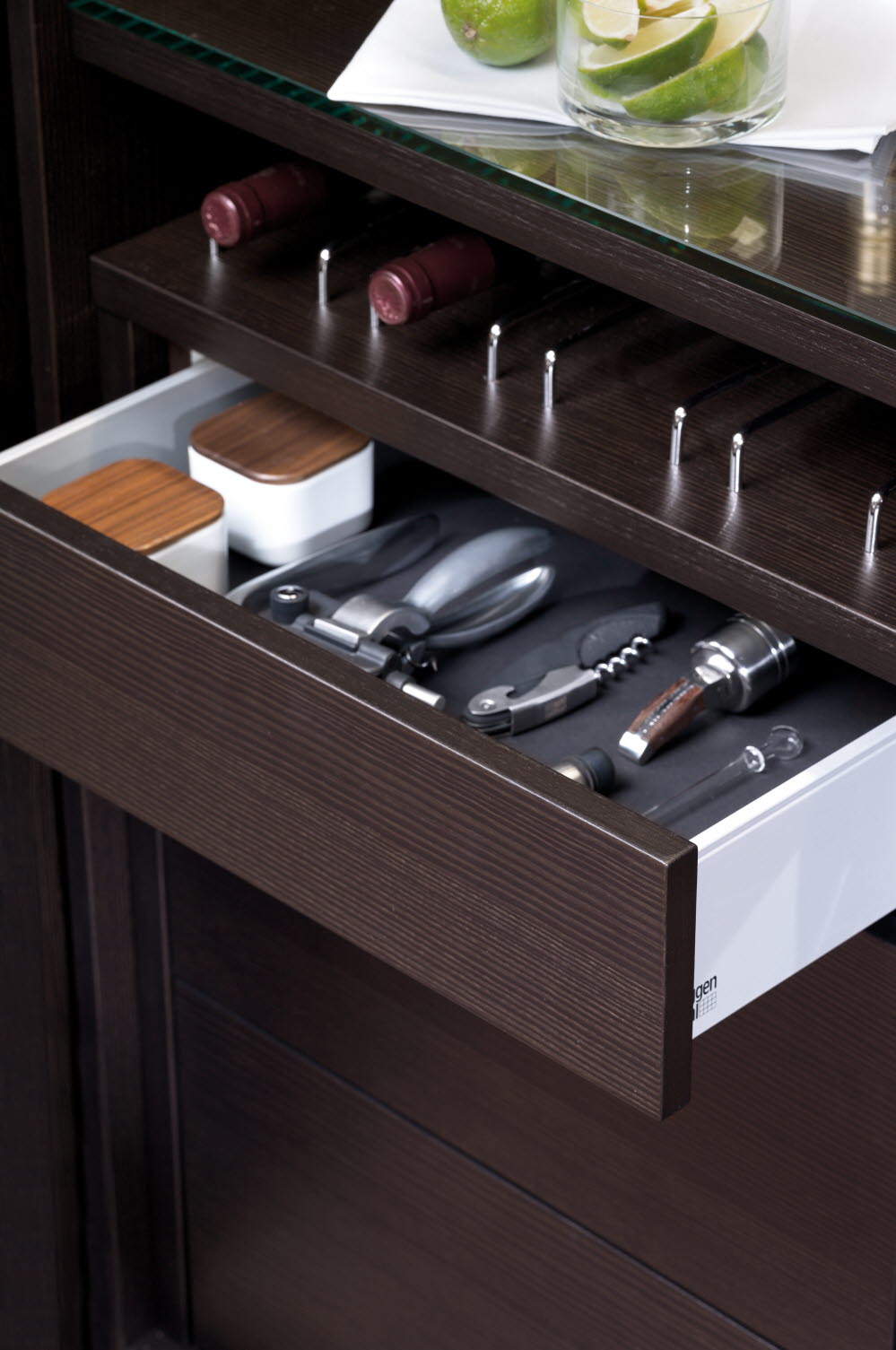 PP_Stage_Bar_Detail-Schublade-030