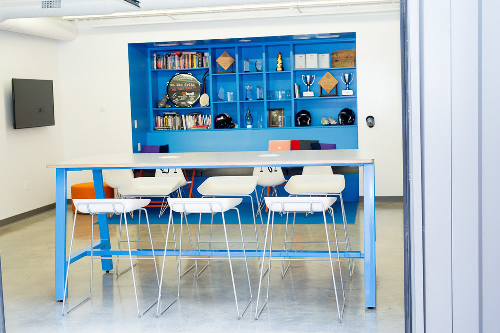 HuddleUp Table by WERK HuddleUp Table by WERK