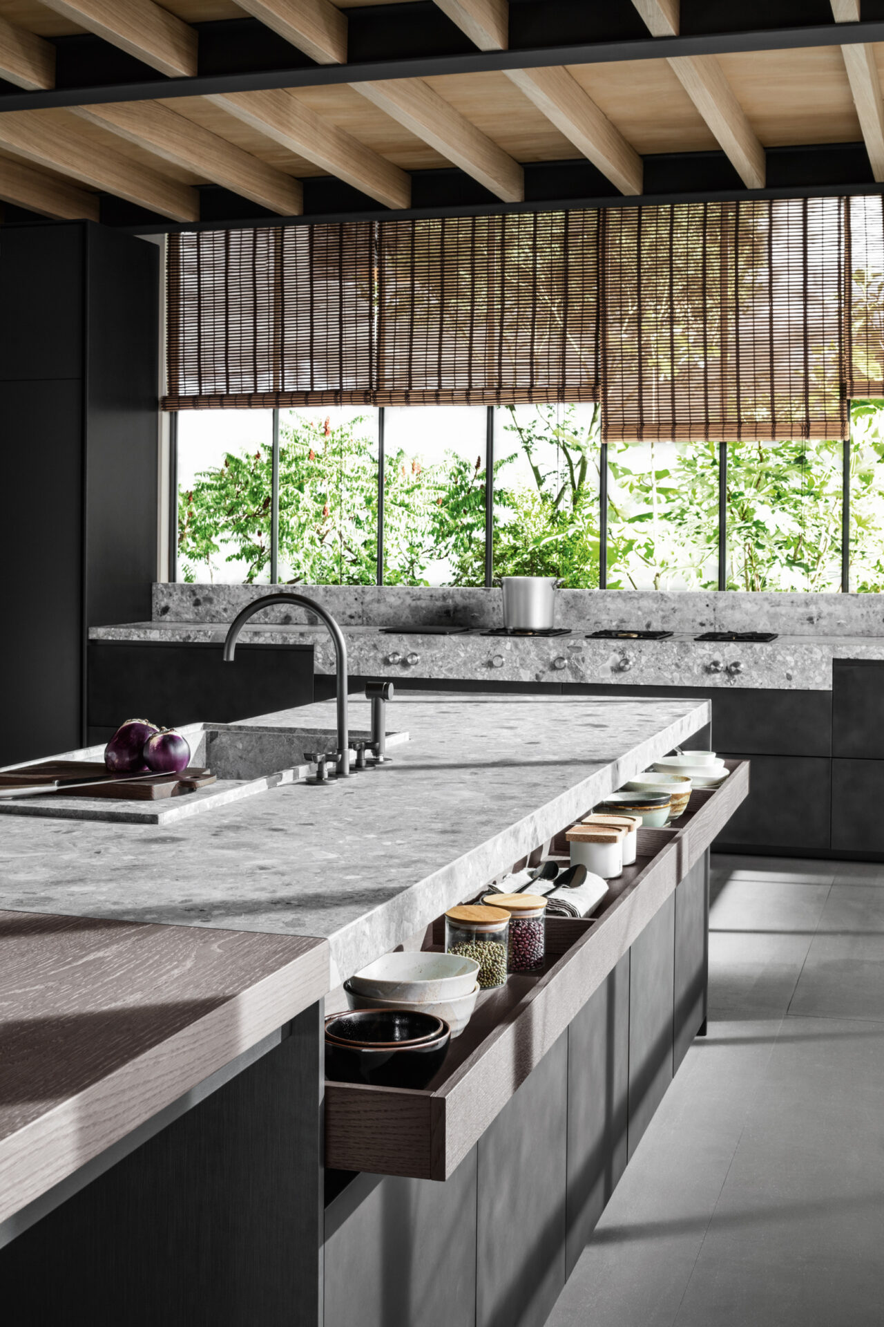 Dada's VVD Kitchen