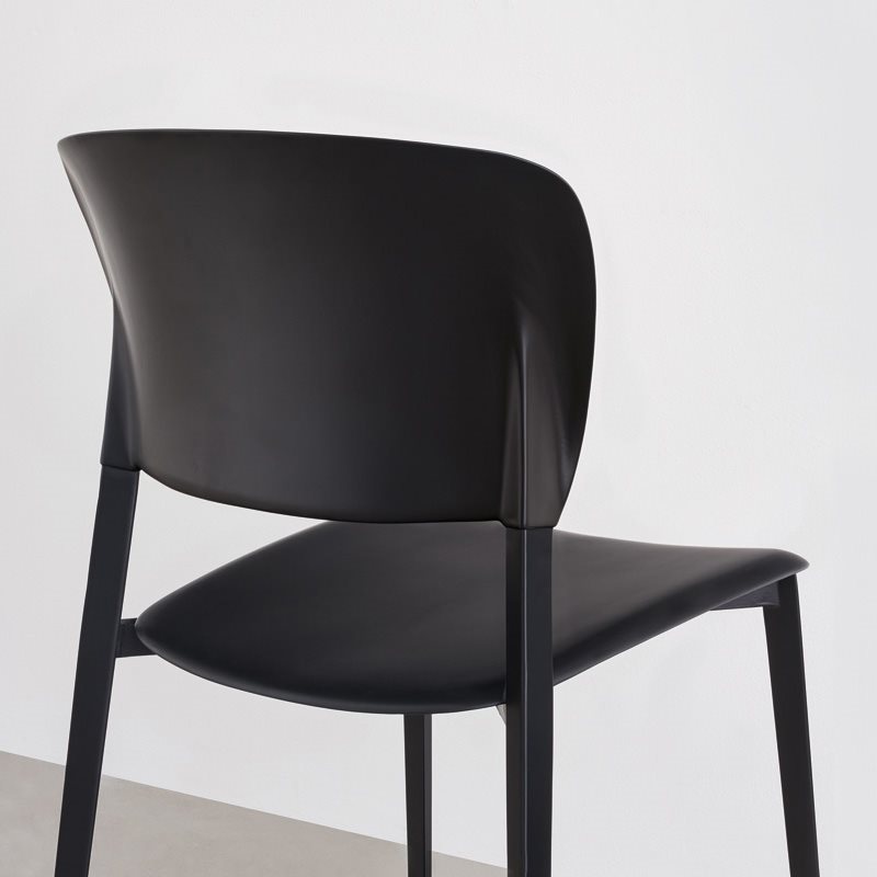 Accolades for Desalto's Ply Chair