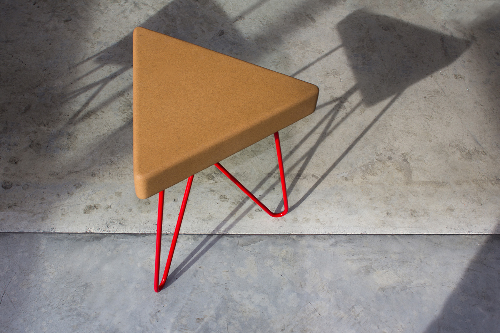 Três Chair/Stool by Galula